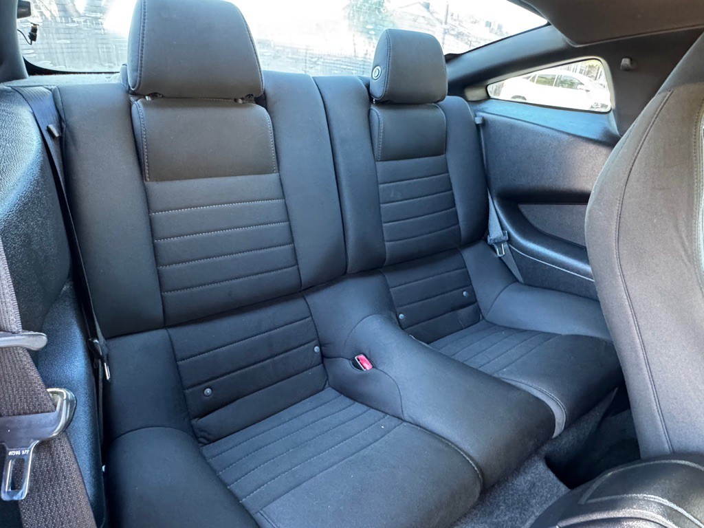 2014 Ford Mustang Image 22