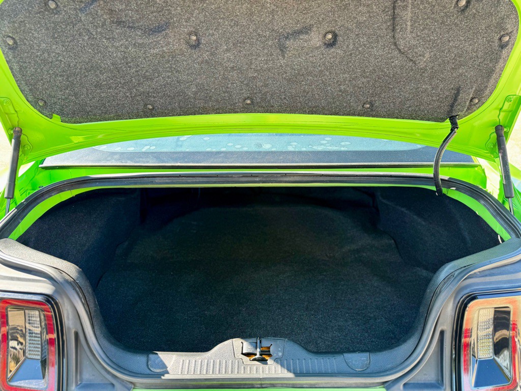 2014 Ford Mustang Image 23