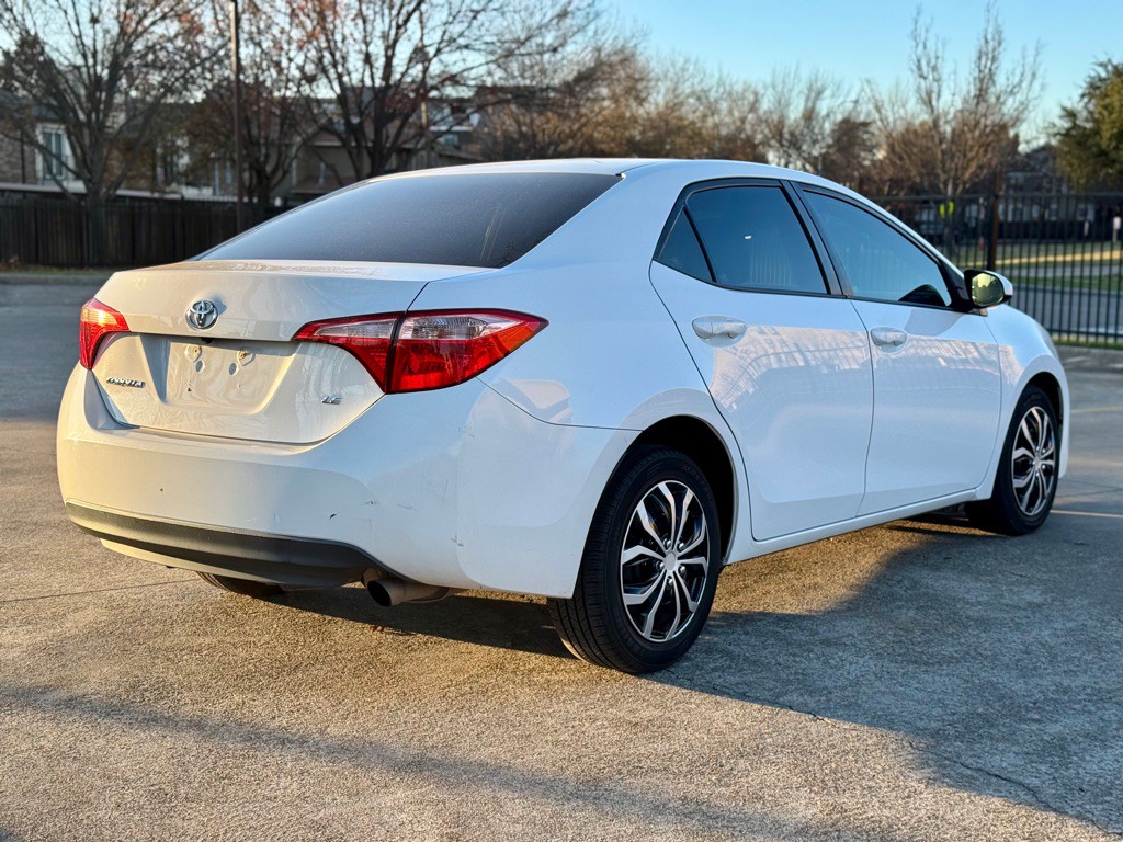 2018 Toyota Corolla Image 3