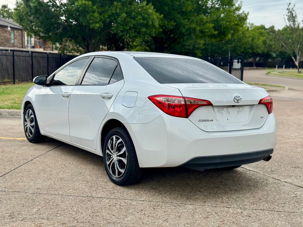 2018 Toyota Corolla Image 4
