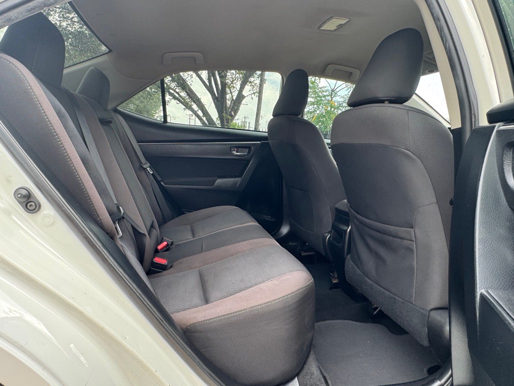 2018 Toyota Corolla Image 24