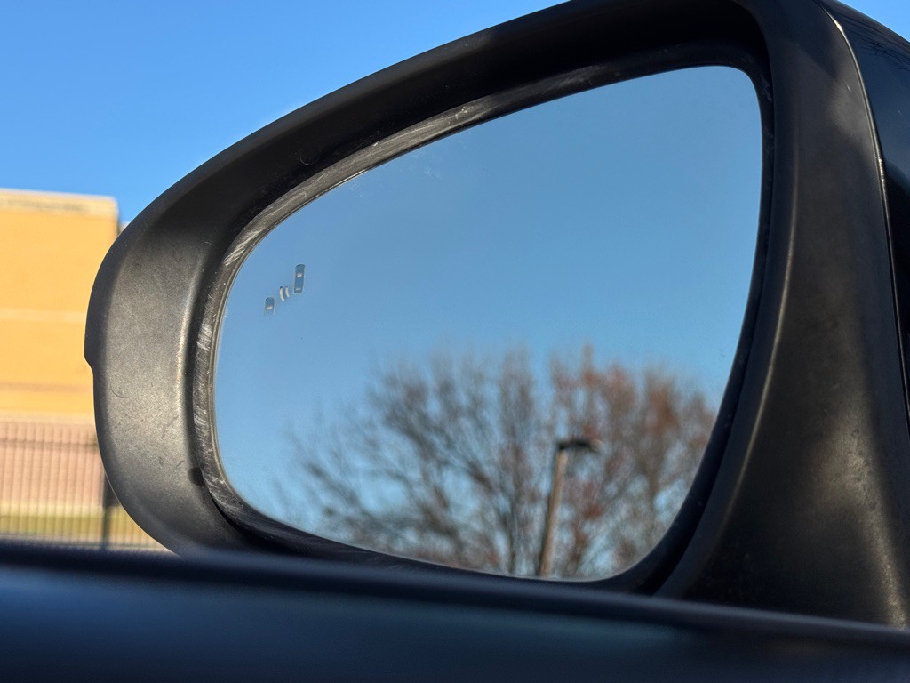 2017 Lexus IS 200t Image 29