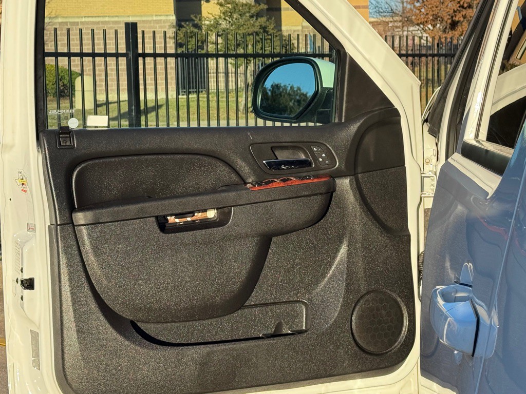 2013 Chevrolet Tahoe Image 5