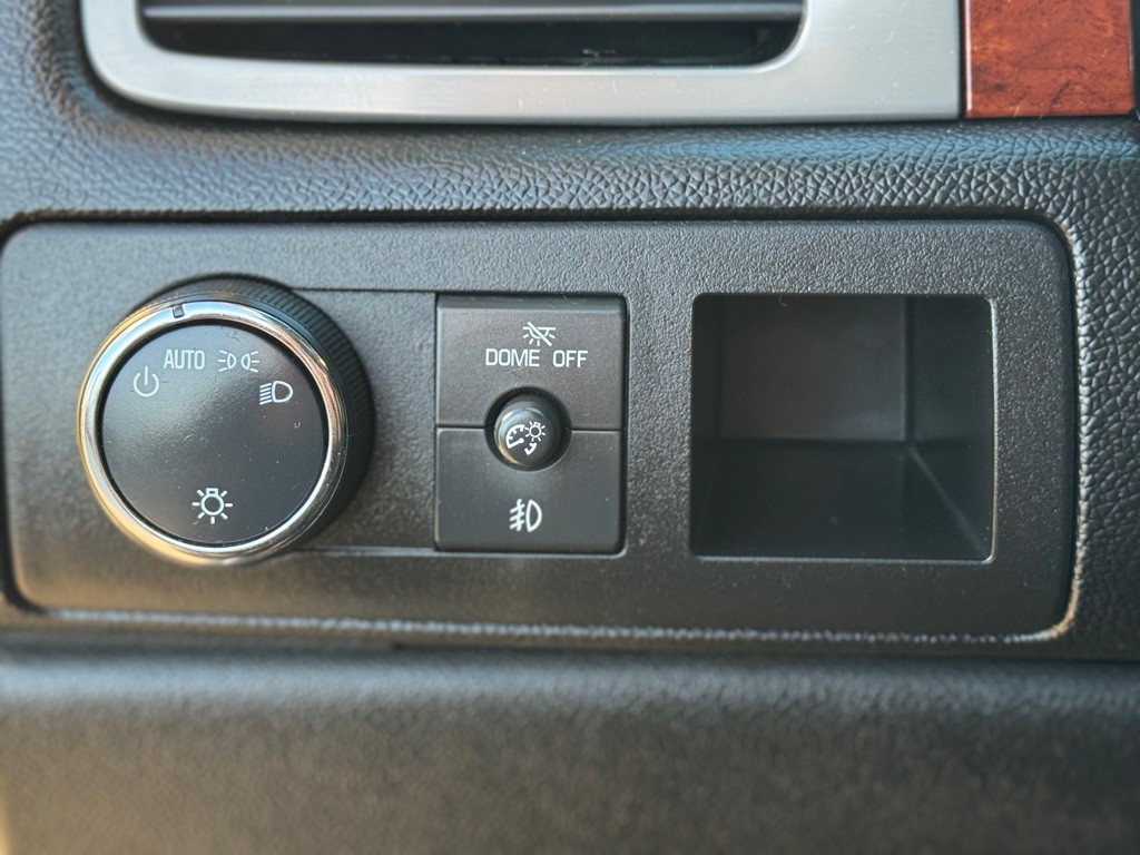 2013 Chevrolet Tahoe Image 9