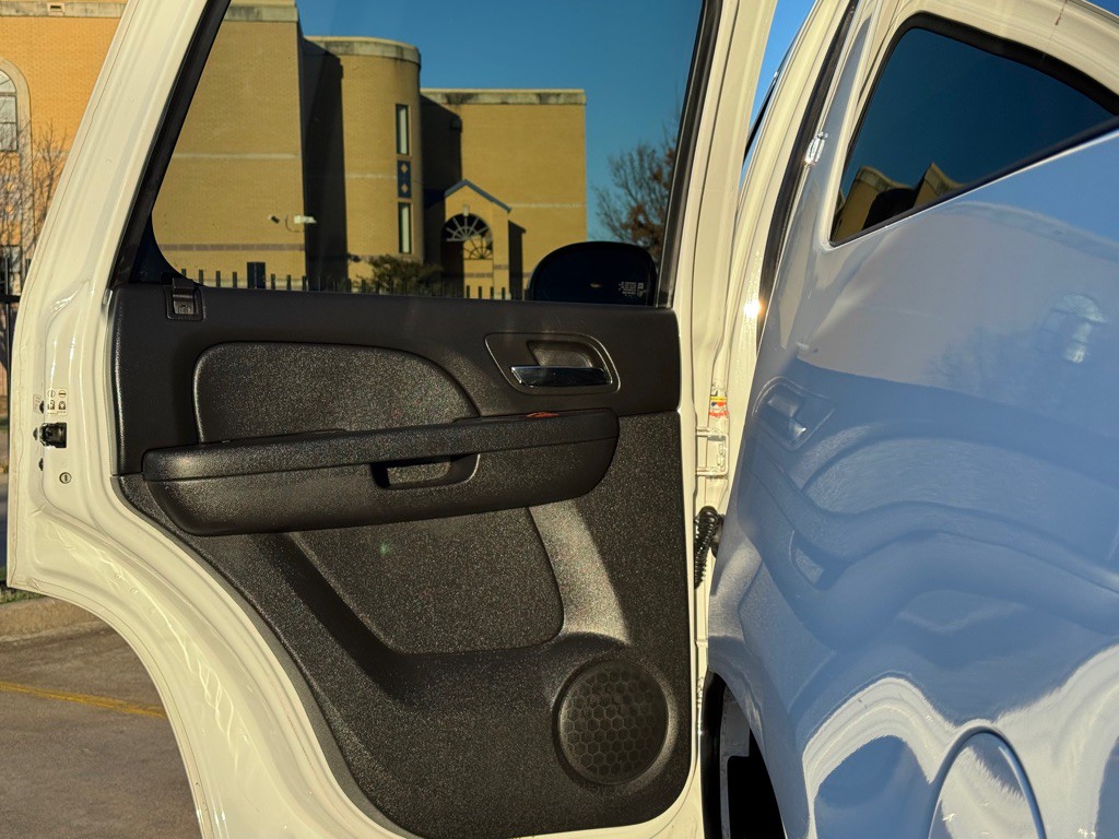 2013 Chevrolet Tahoe Image 21
