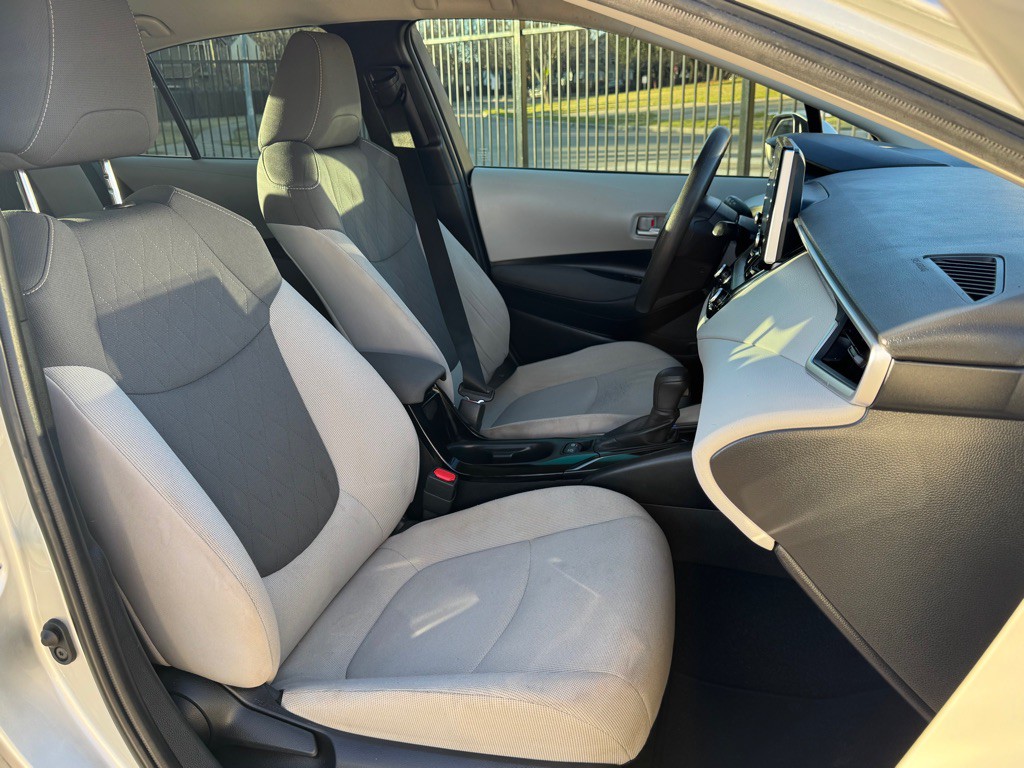 2020 Toyota Corolla Image 26