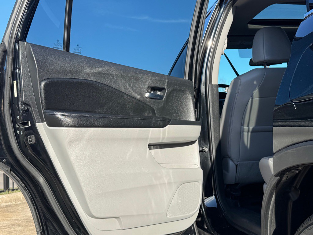 2016 Honda Pilot Image 24