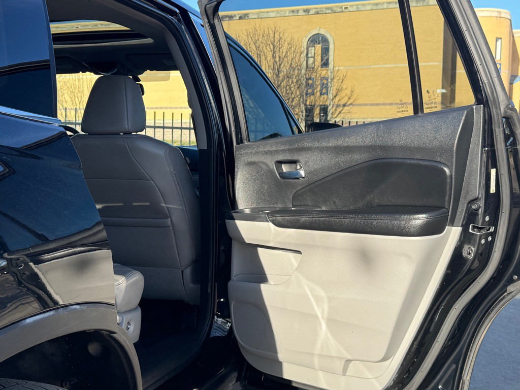 2016 Honda Pilot Image 27