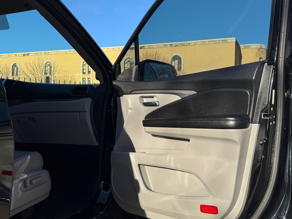 2016 Honda Pilot Image 29