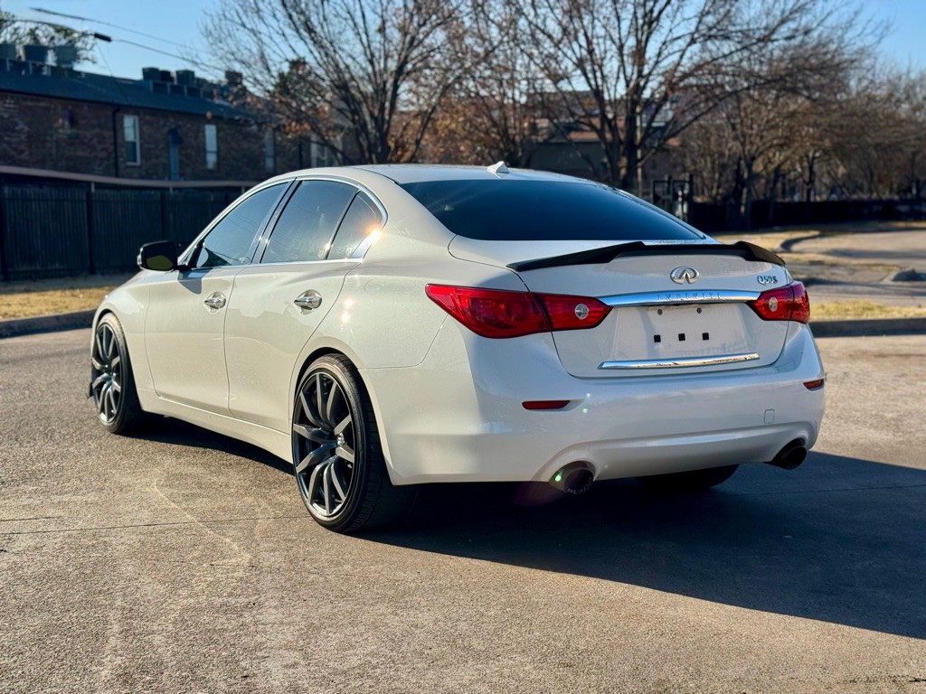 2017 INFINITI Q50 Image 4