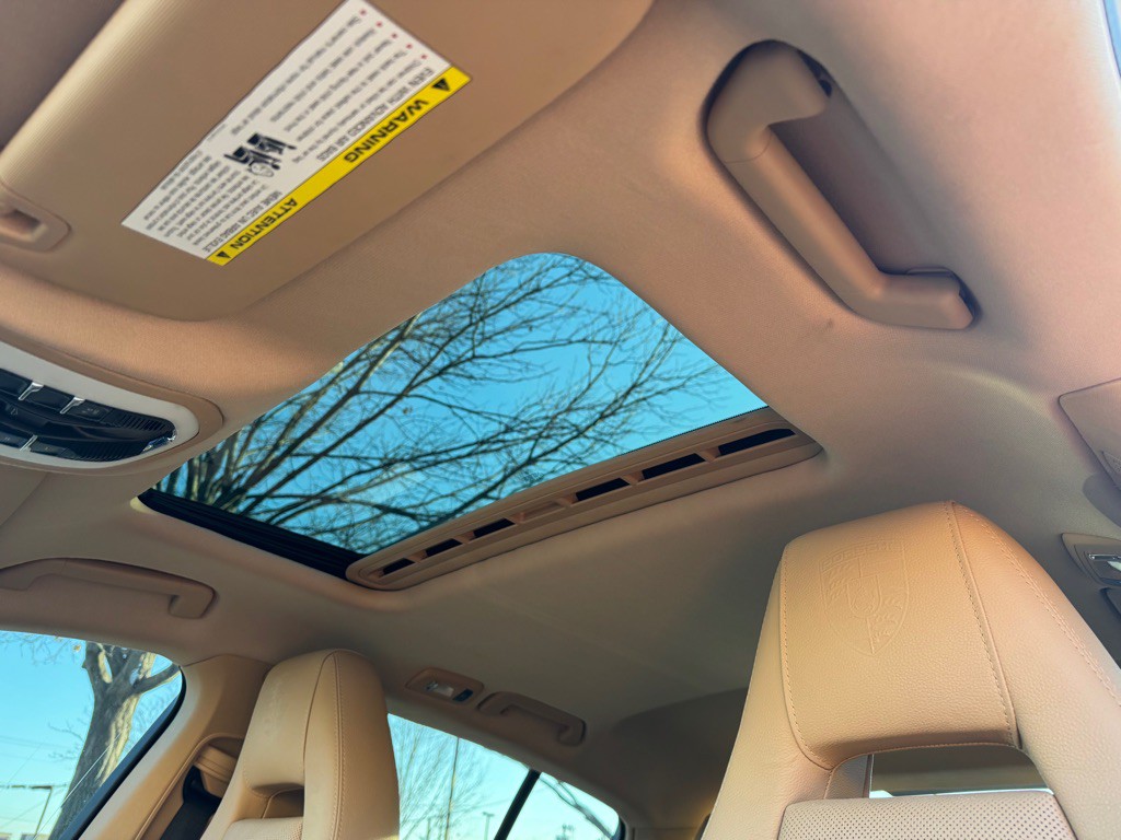 2013 Porsche Panamera Image 5