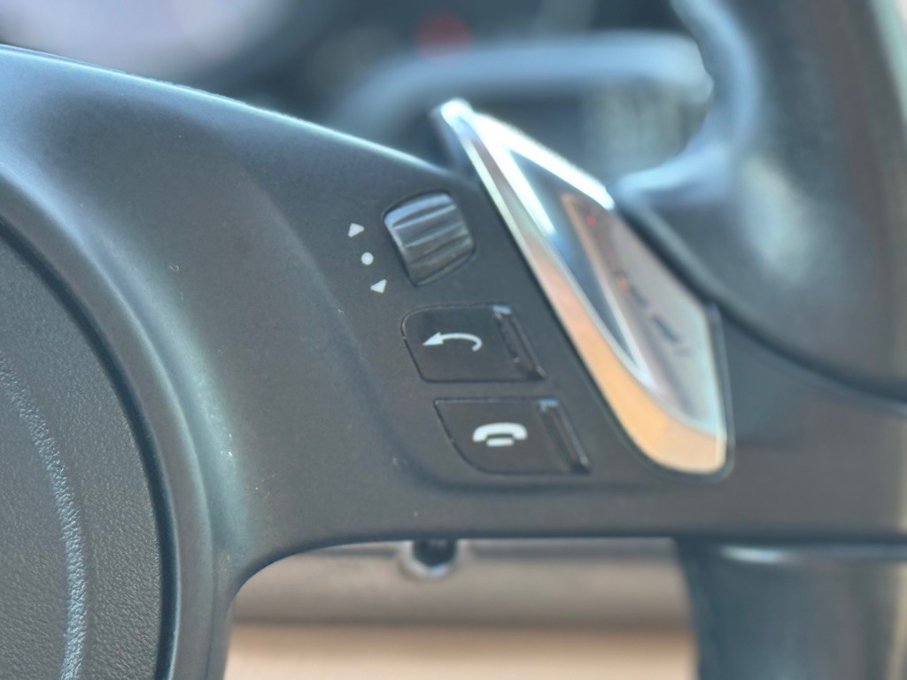 2013 Porsche Panamera Image 14