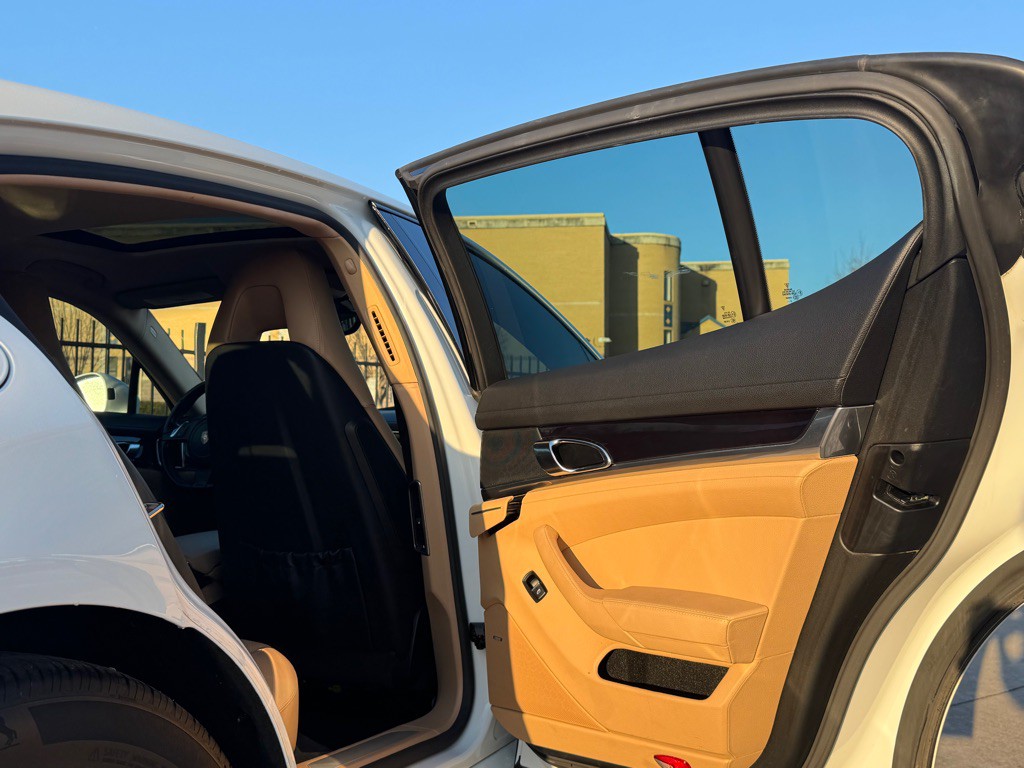 2013 Porsche Panamera Image 29