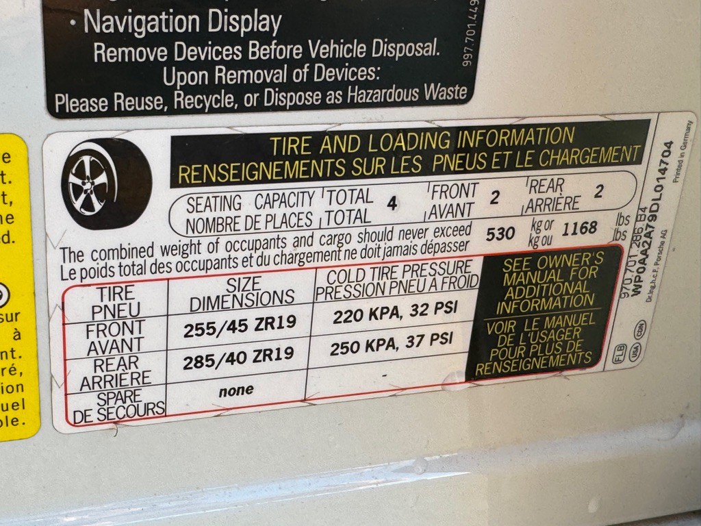 2013 Porsche Panamera Image 37