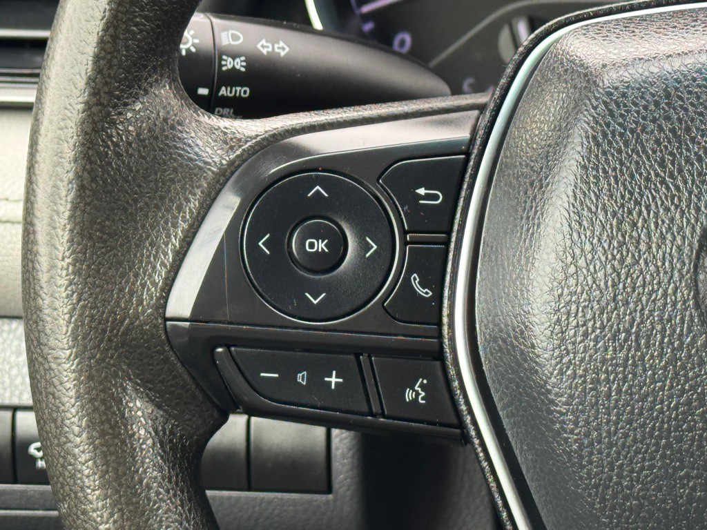 2020 Toyota Camry Image 13