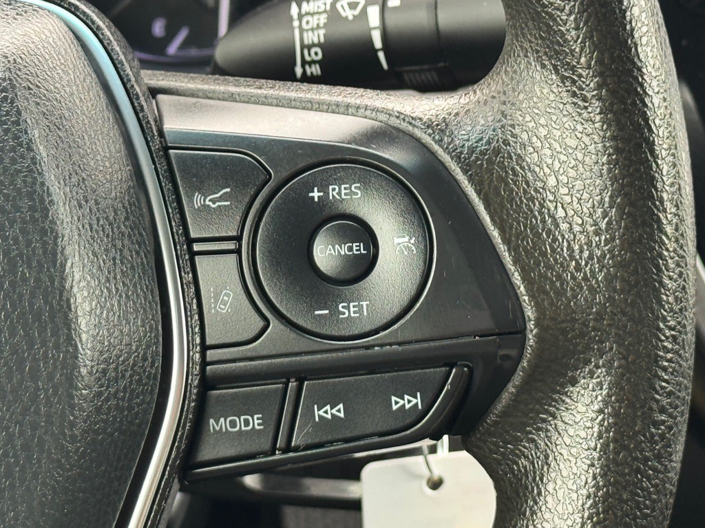 2020 Toyota Camry Image 14