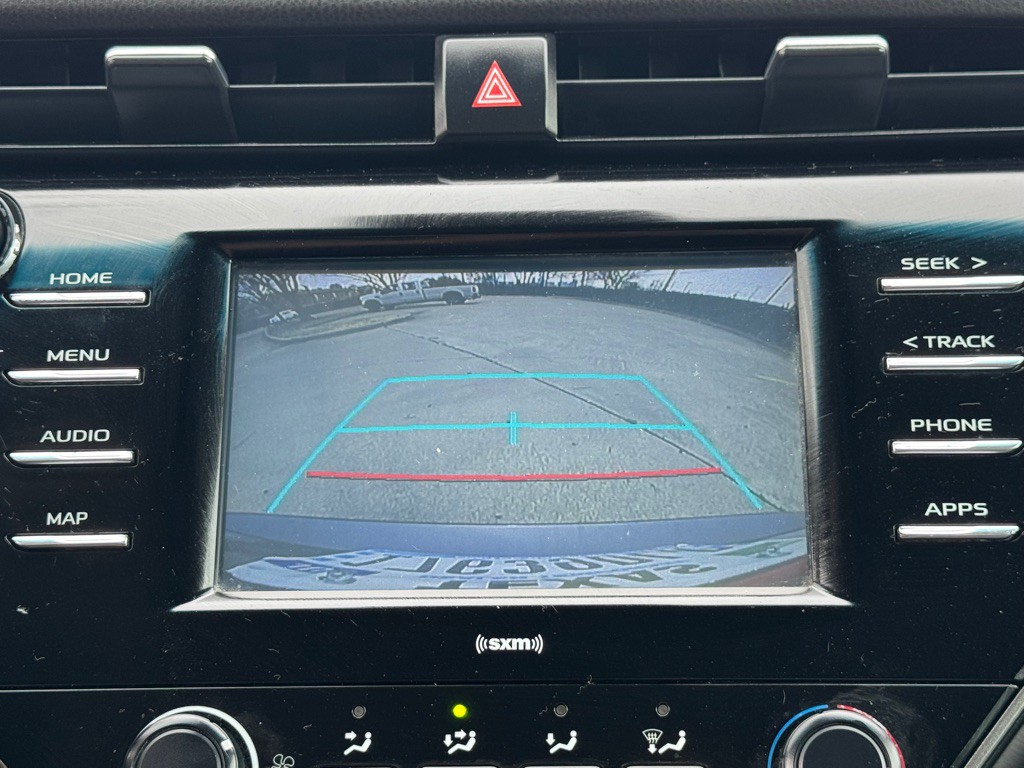 2020 Toyota Camry Image 21