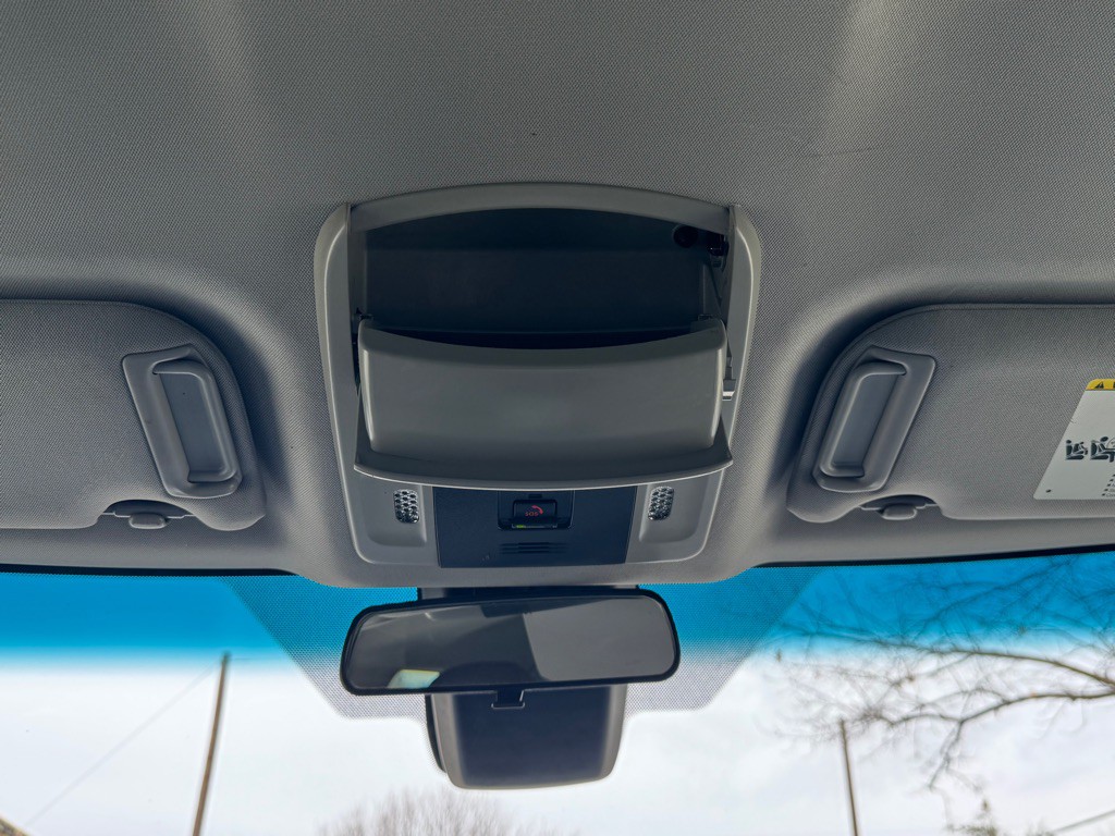 2020 Toyota Camry Image 22