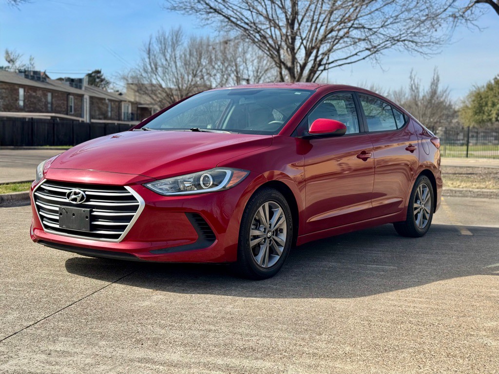 2017 Hyundai Elantra Image 1