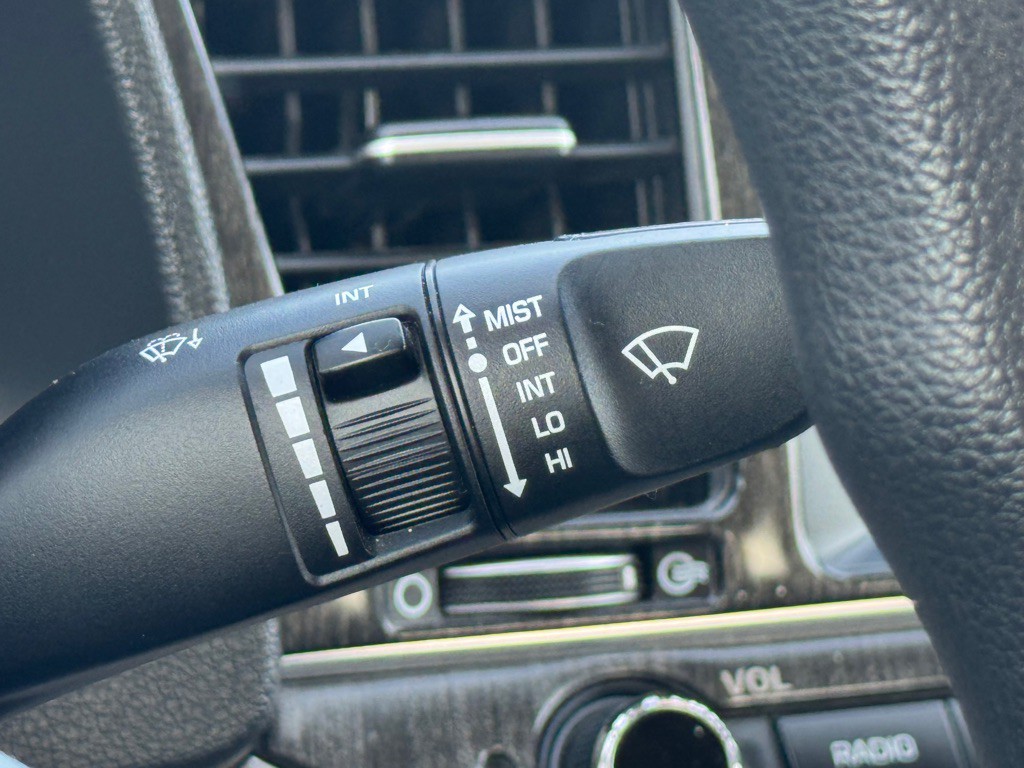 2017 Hyundai Elantra Image 13