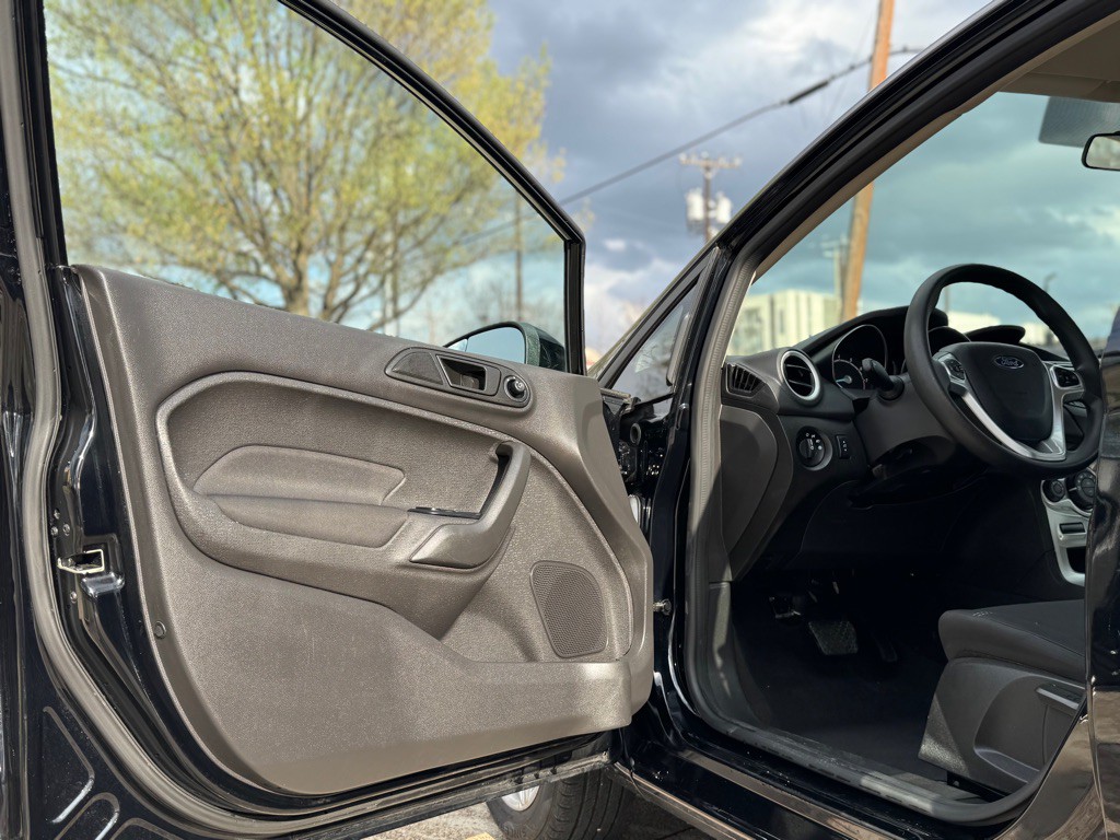 2019 Ford Fiesta Image 5