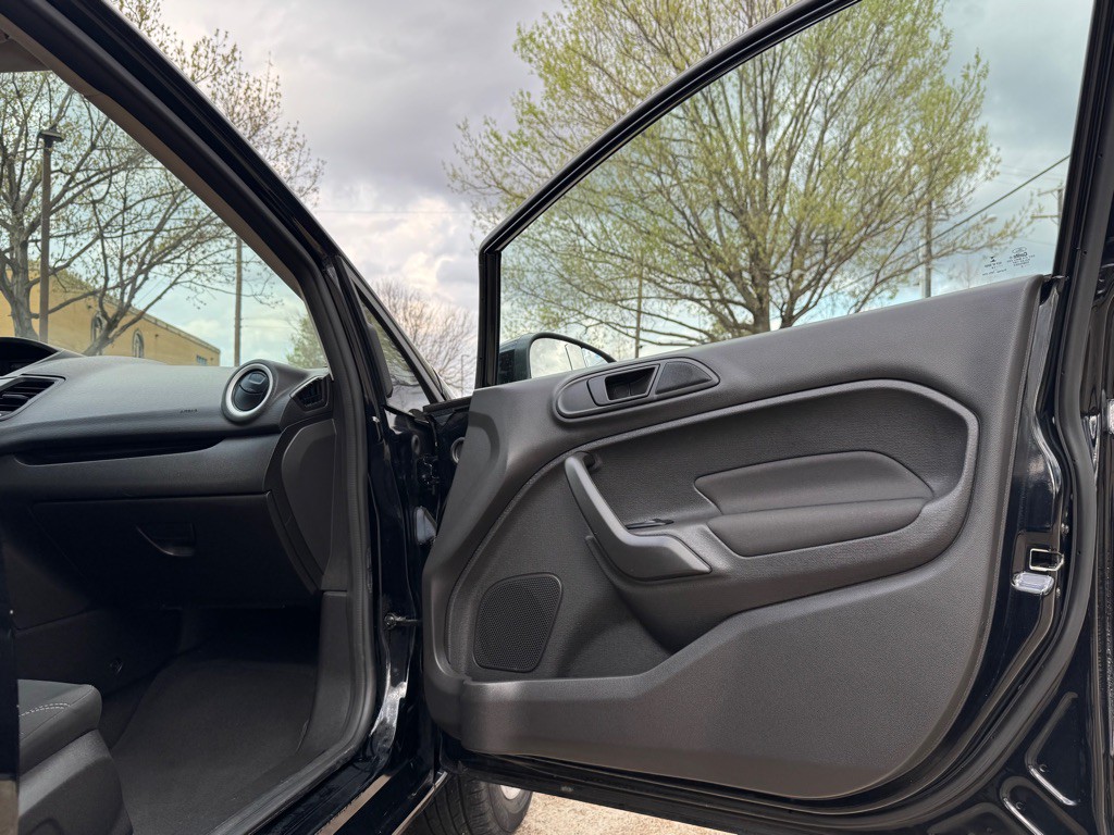 2019 Ford Fiesta Image 25