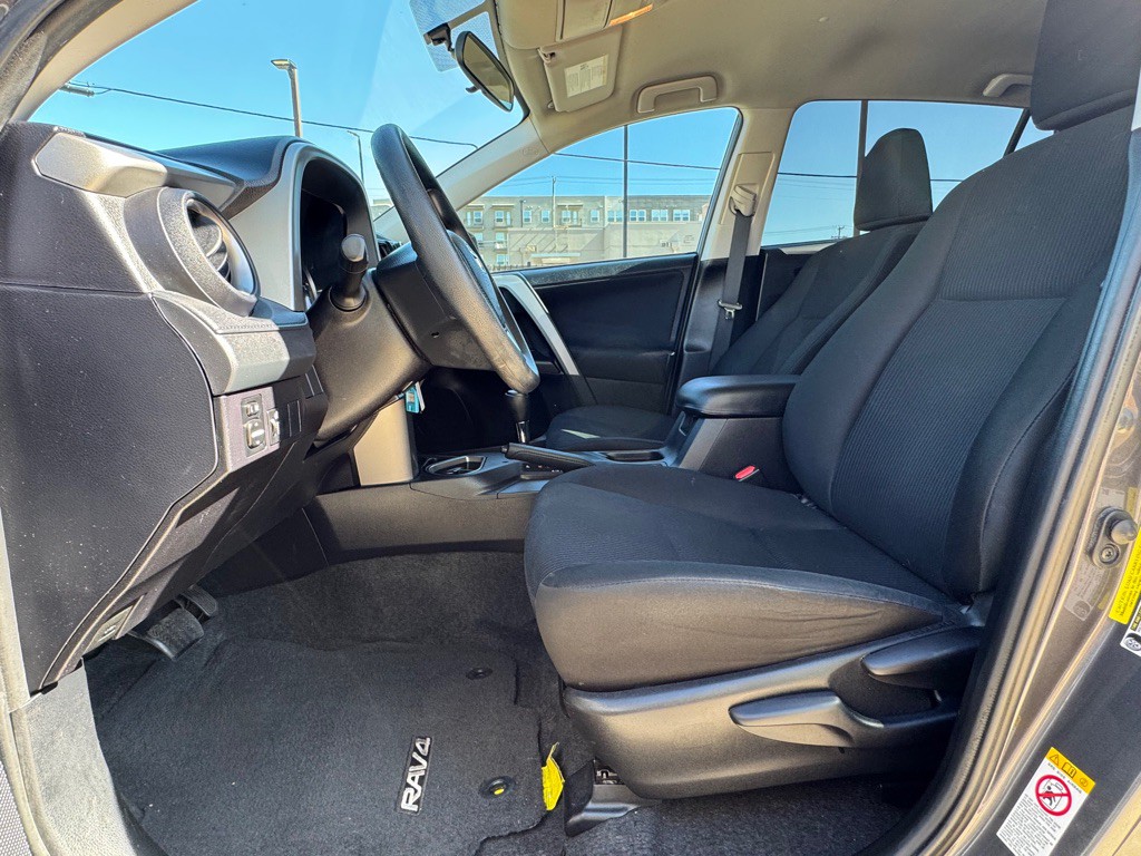 2016 Toyota Rav4 Image 5