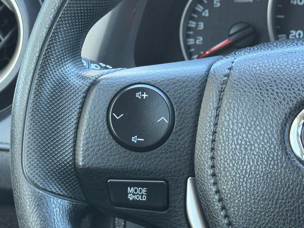 2016 Toyota Rav4 Image 12