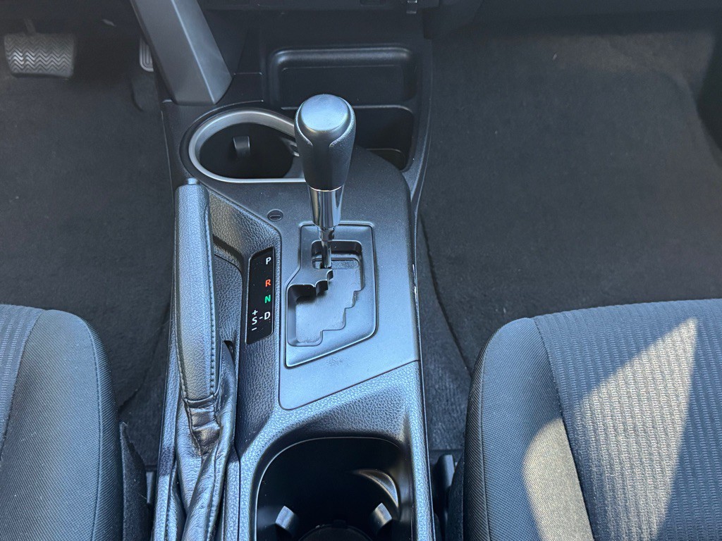 2016 Toyota Rav4 Image 17