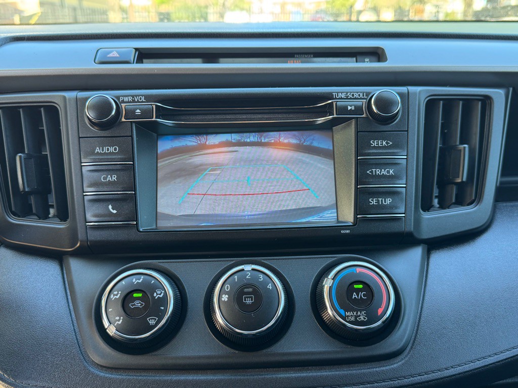 2016 Toyota Rav4 Image 20