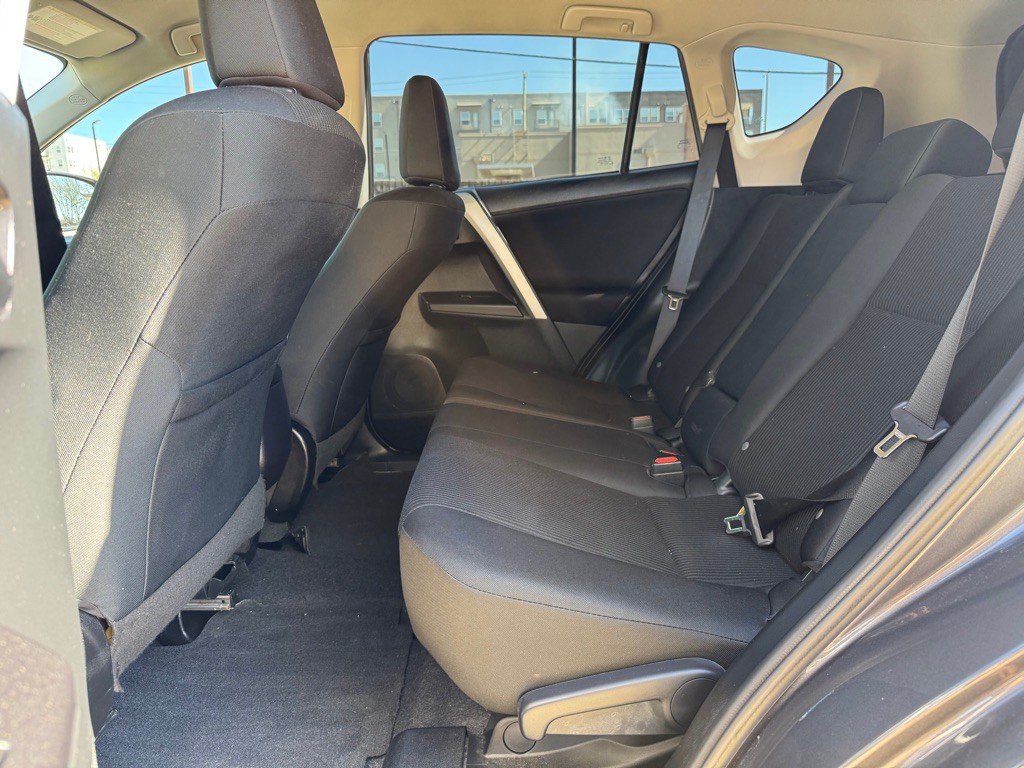2016 Toyota Rav4 Image 23