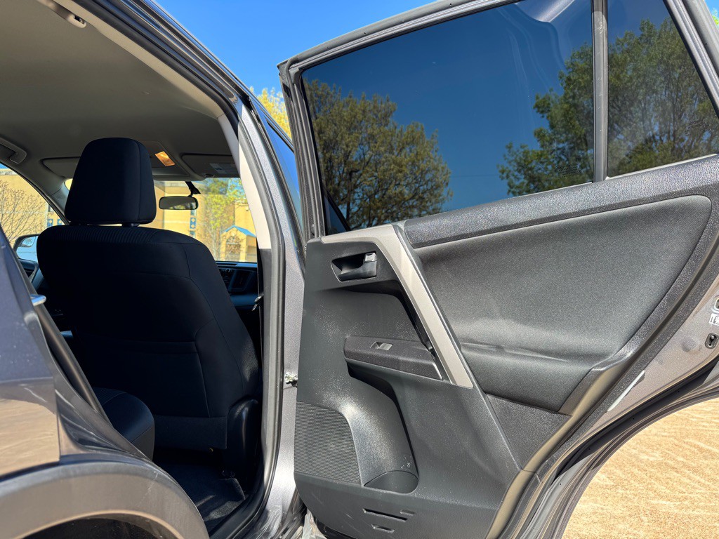 2016 Toyota Rav4 Image 24