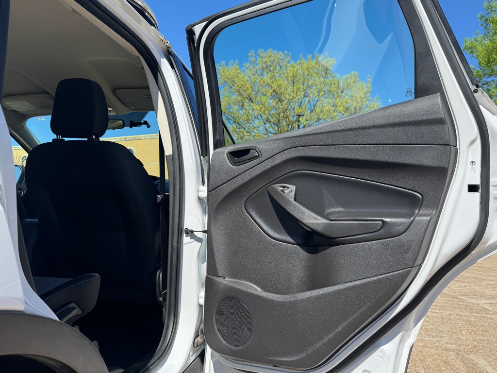 2019 Ford Escape Image 24