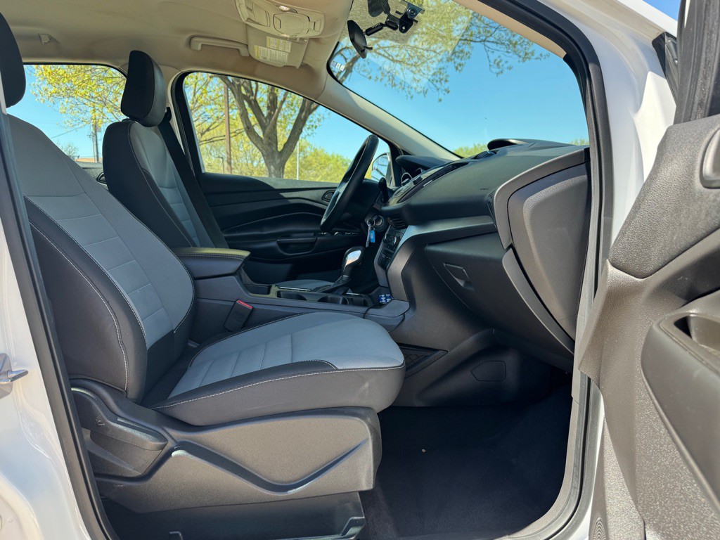 2019 Ford Escape Image 27