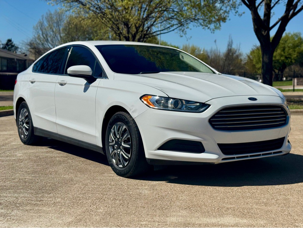 2014 Ford Fusion Image 2