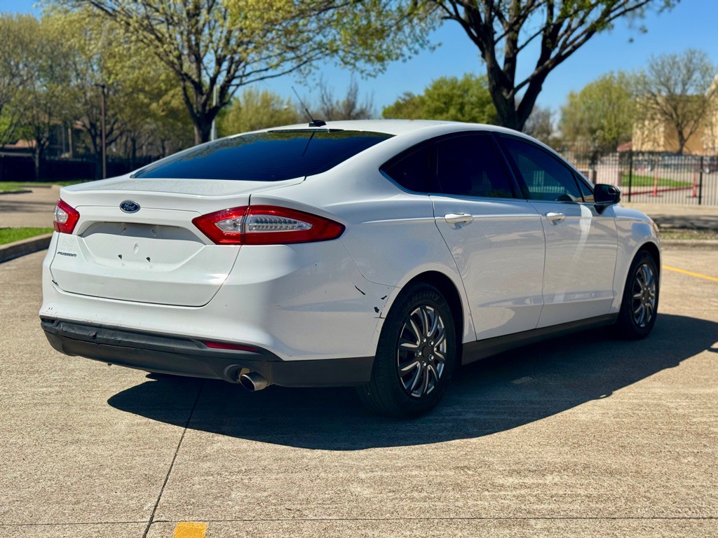 2014 Ford Fusion Image 3