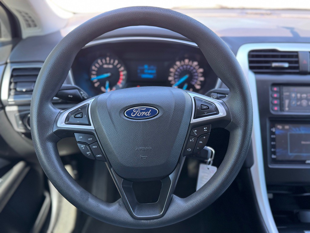 2014 Ford Fusion Image 10