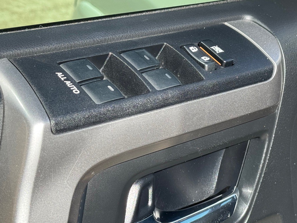 2016 Toyota 4Runner Image 6