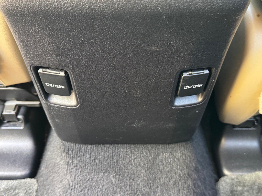 2016 Toyota 4Runner Image 24