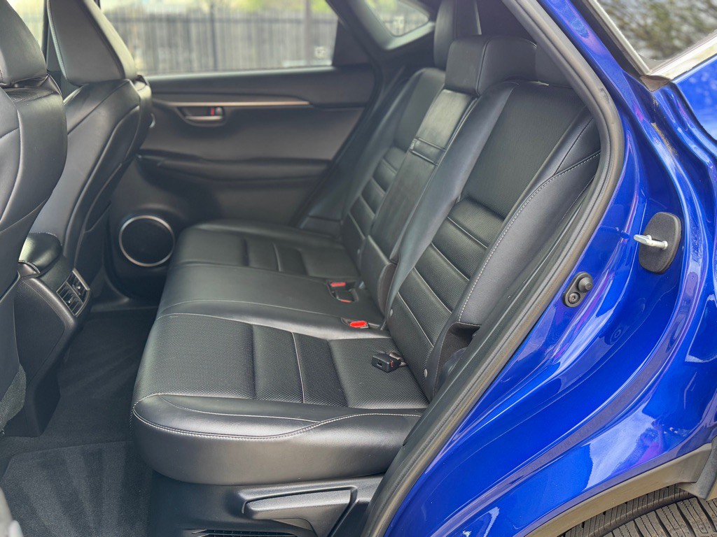 2015 Lexus NX 200t Image 14