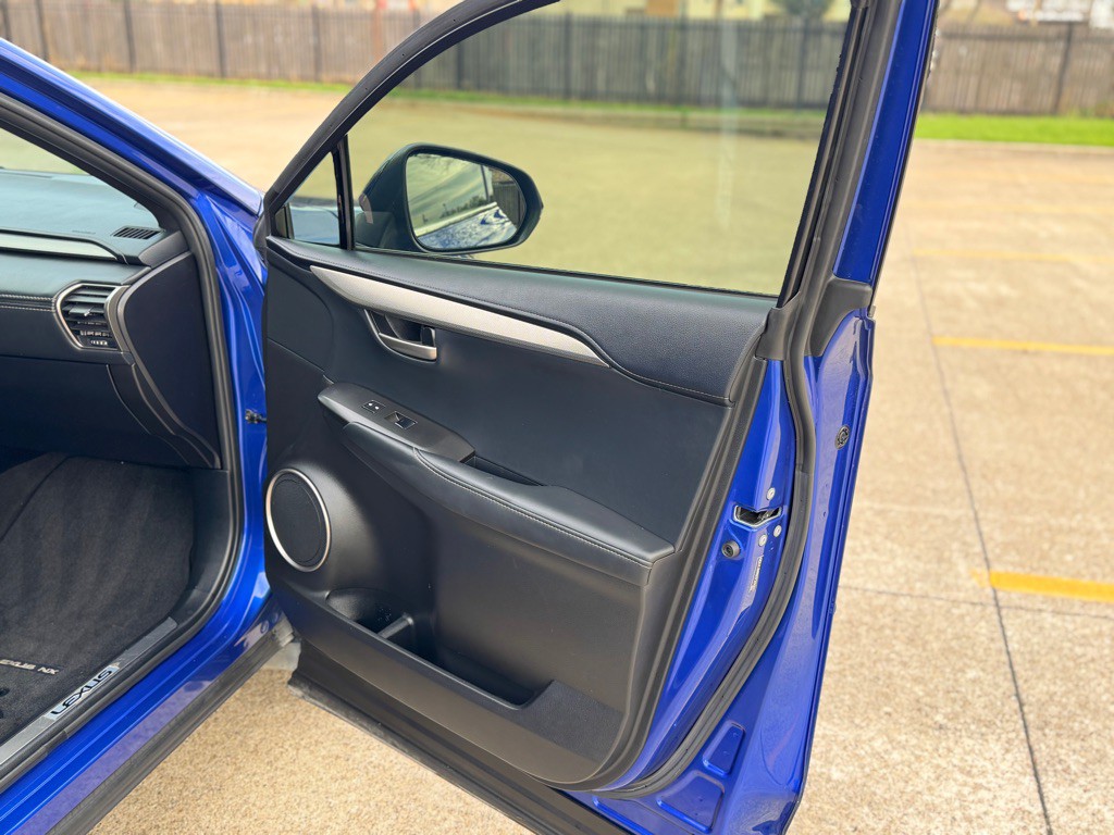 2015 Lexus NX 200t Image 15