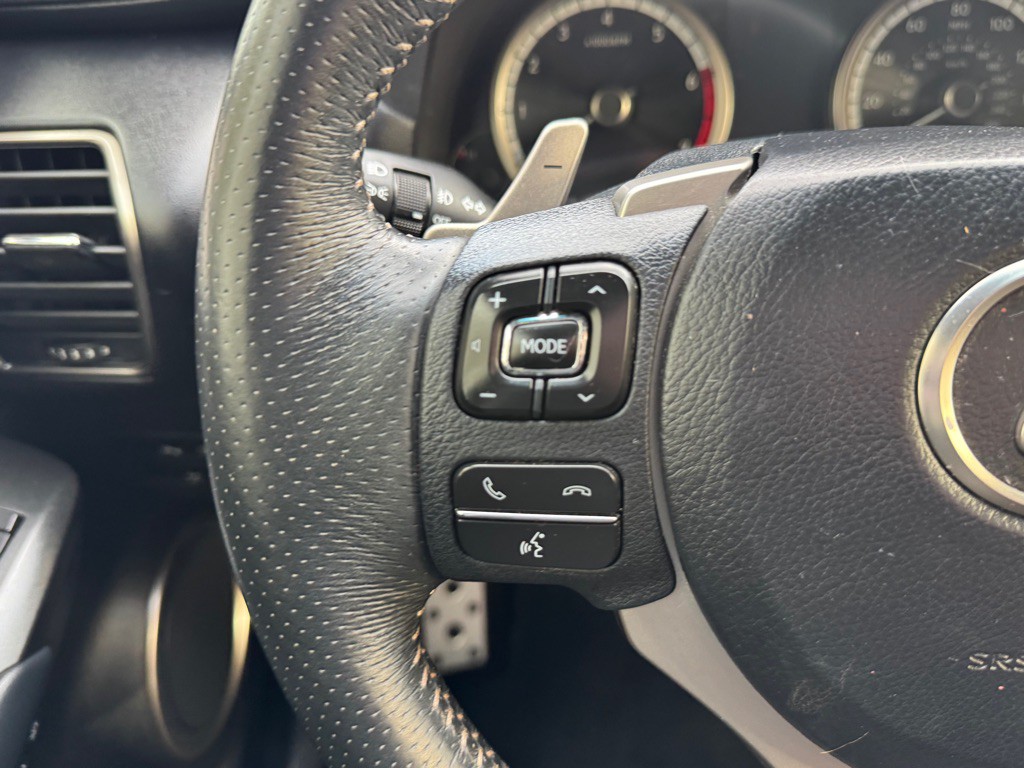 2015 Lexus NX 200t Image 20