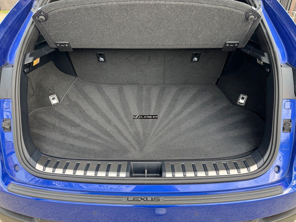 2015 Lexus NX 200t Image 35