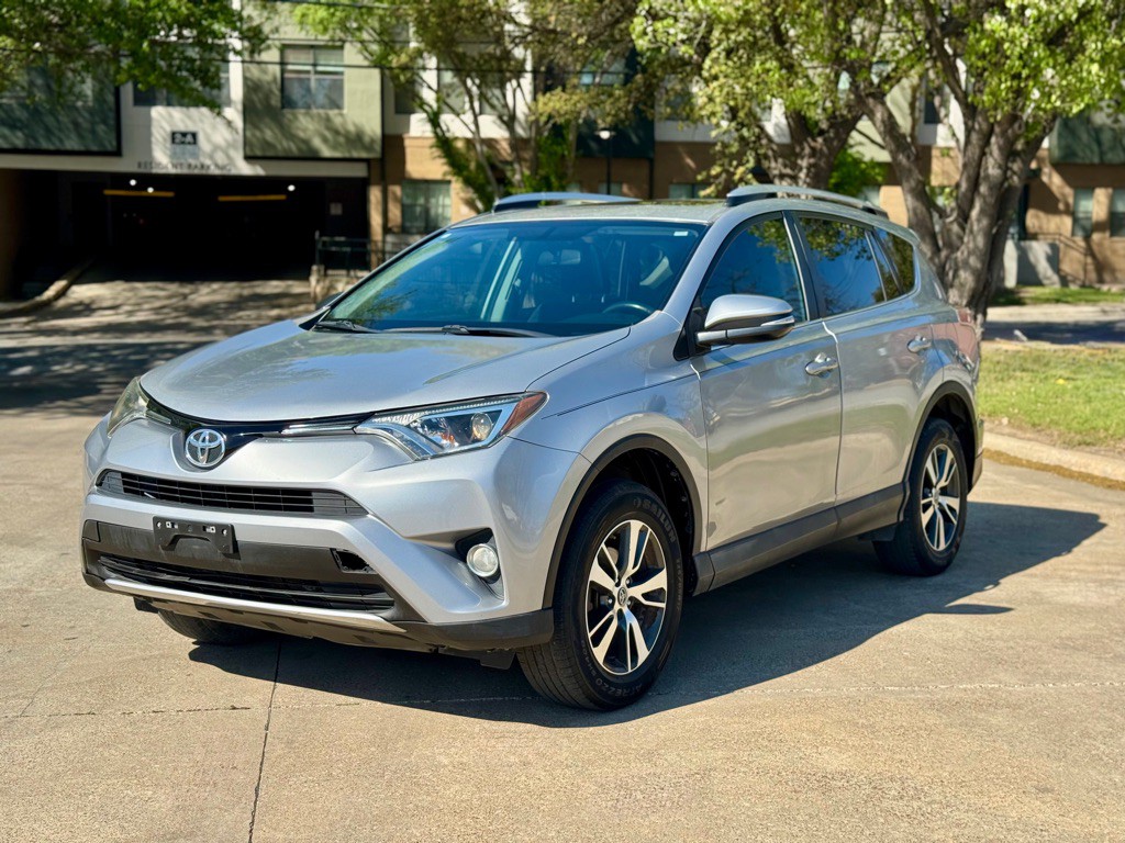 2016 Toyota Rav4 Image 1