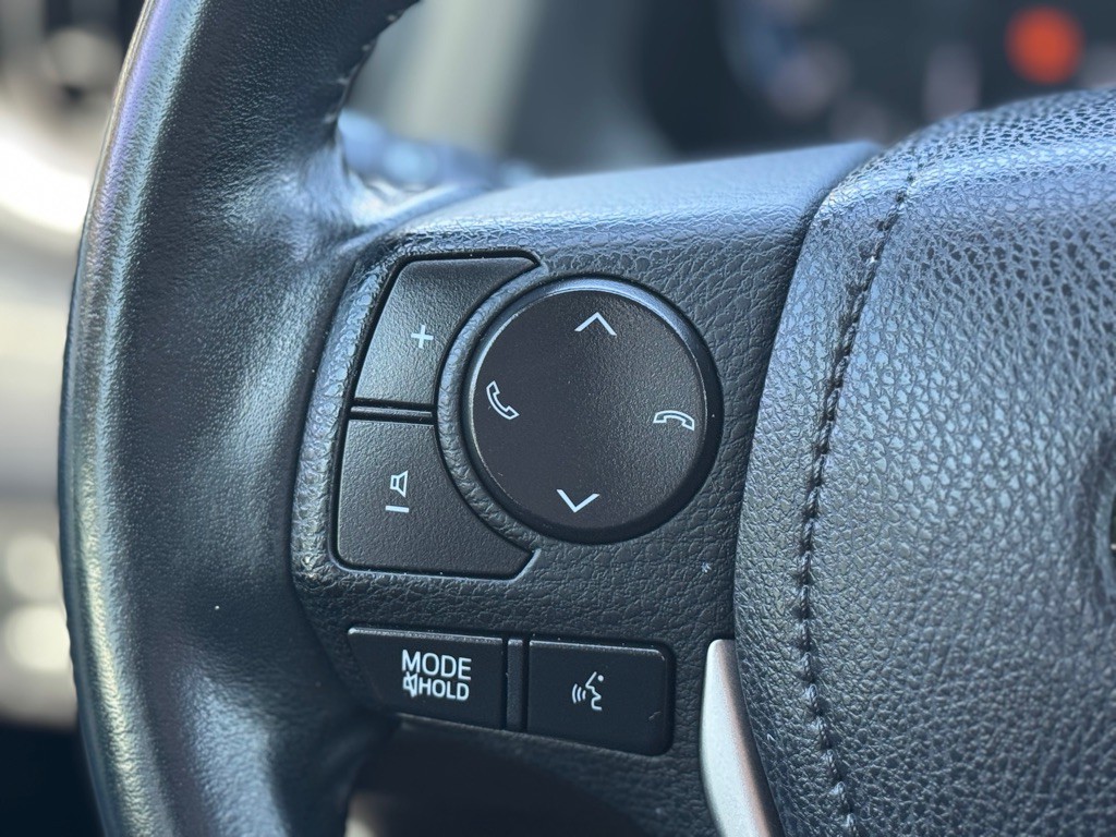 2016 Toyota Rav4 Image 10