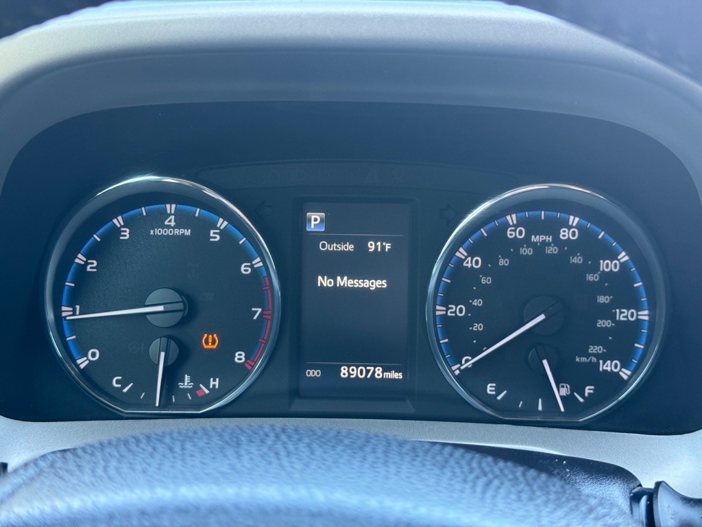 2016 Toyota Rav4 Image 14