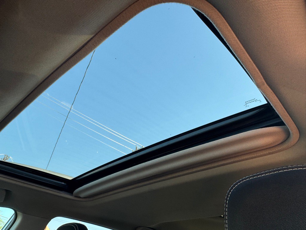 2016 Toyota Rav4 Image 26