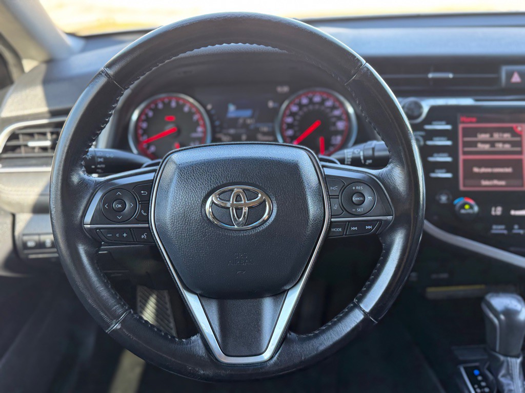 2019 Toyota Camry Image 11