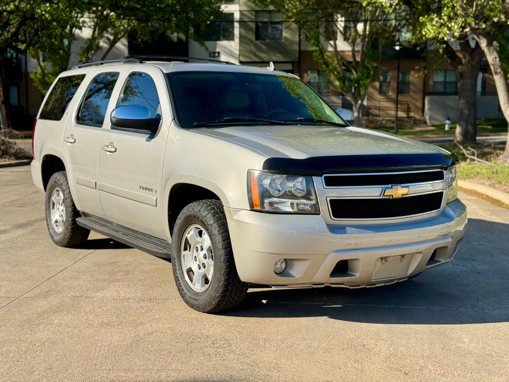 2007 Chevrolet Tahoe Image 2