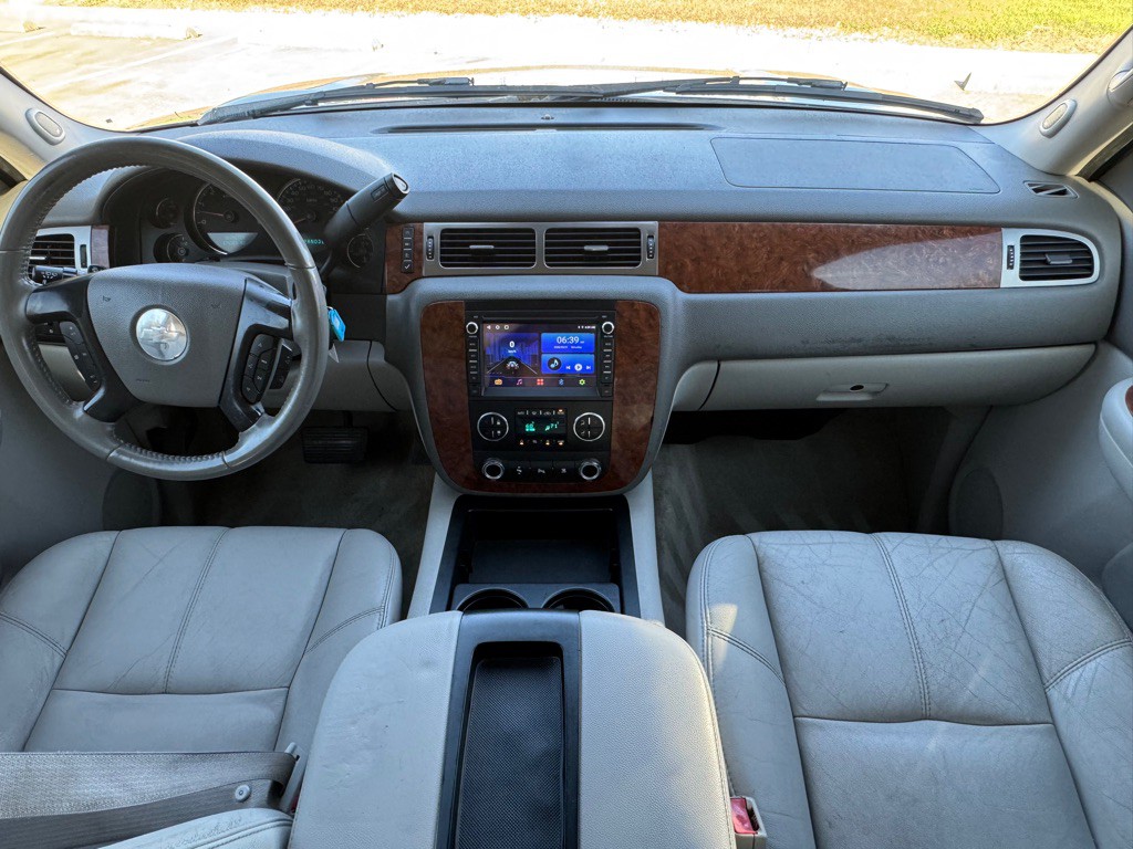2007 Chevrolet Tahoe Image 17